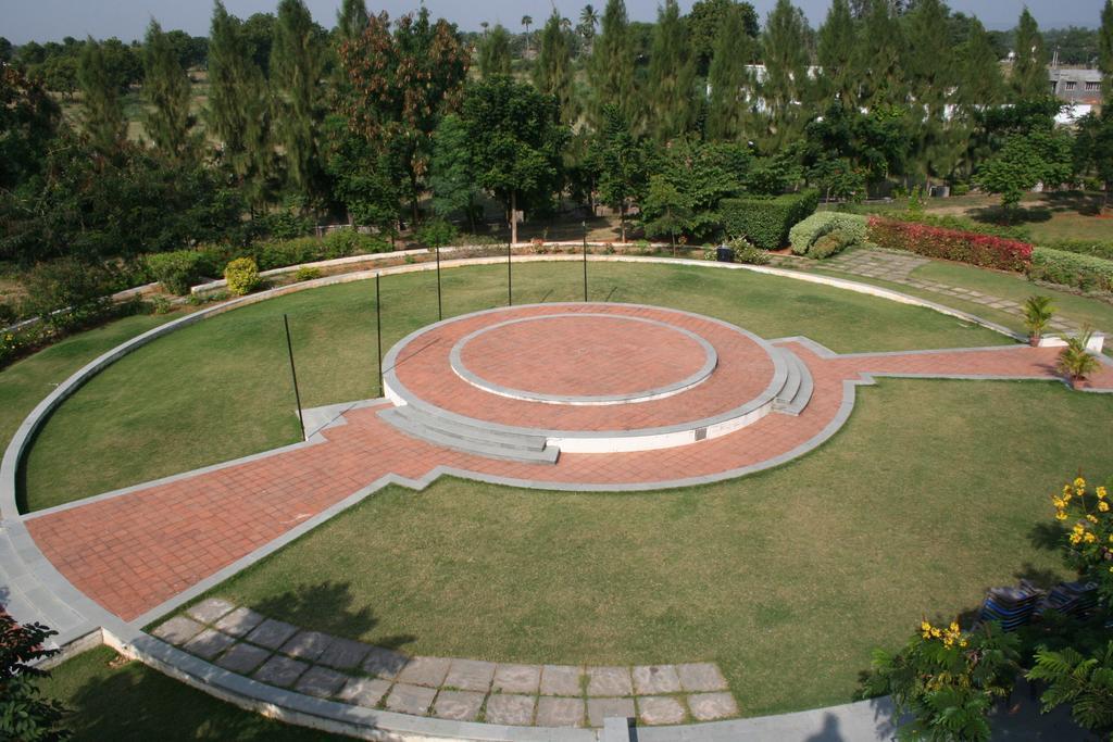 Sterling Arunai Anantha - Tiruvannamalai Luaran gambar