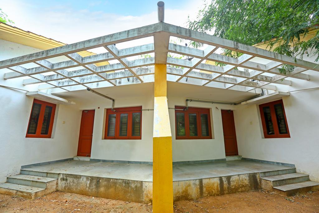 Sterling Arunai Anantha - Tiruvannamalai Luaran gambar